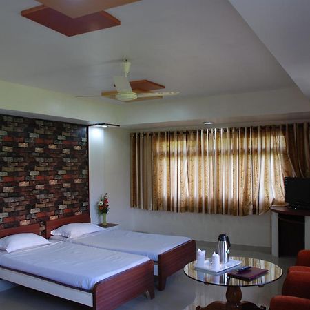 Hotel Grand Arjun Rāipur Eksteriør bilde