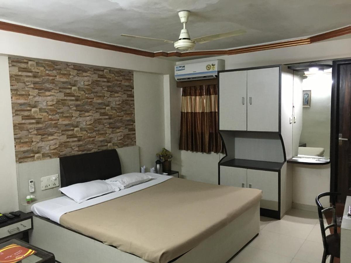 Hotel Grand Arjun Rāipur Eksteriør bilde
