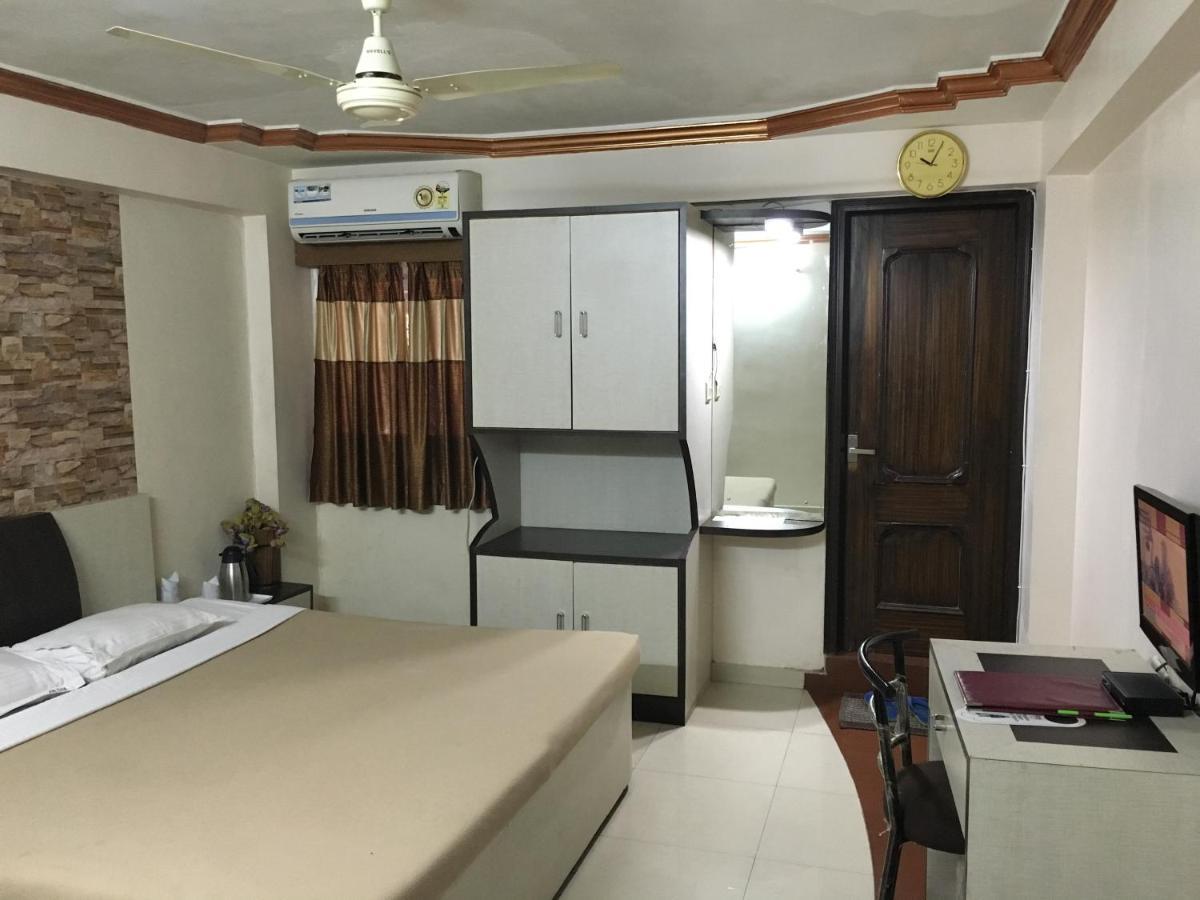 Hotel Grand Arjun Rāipur Eksteriør bilde