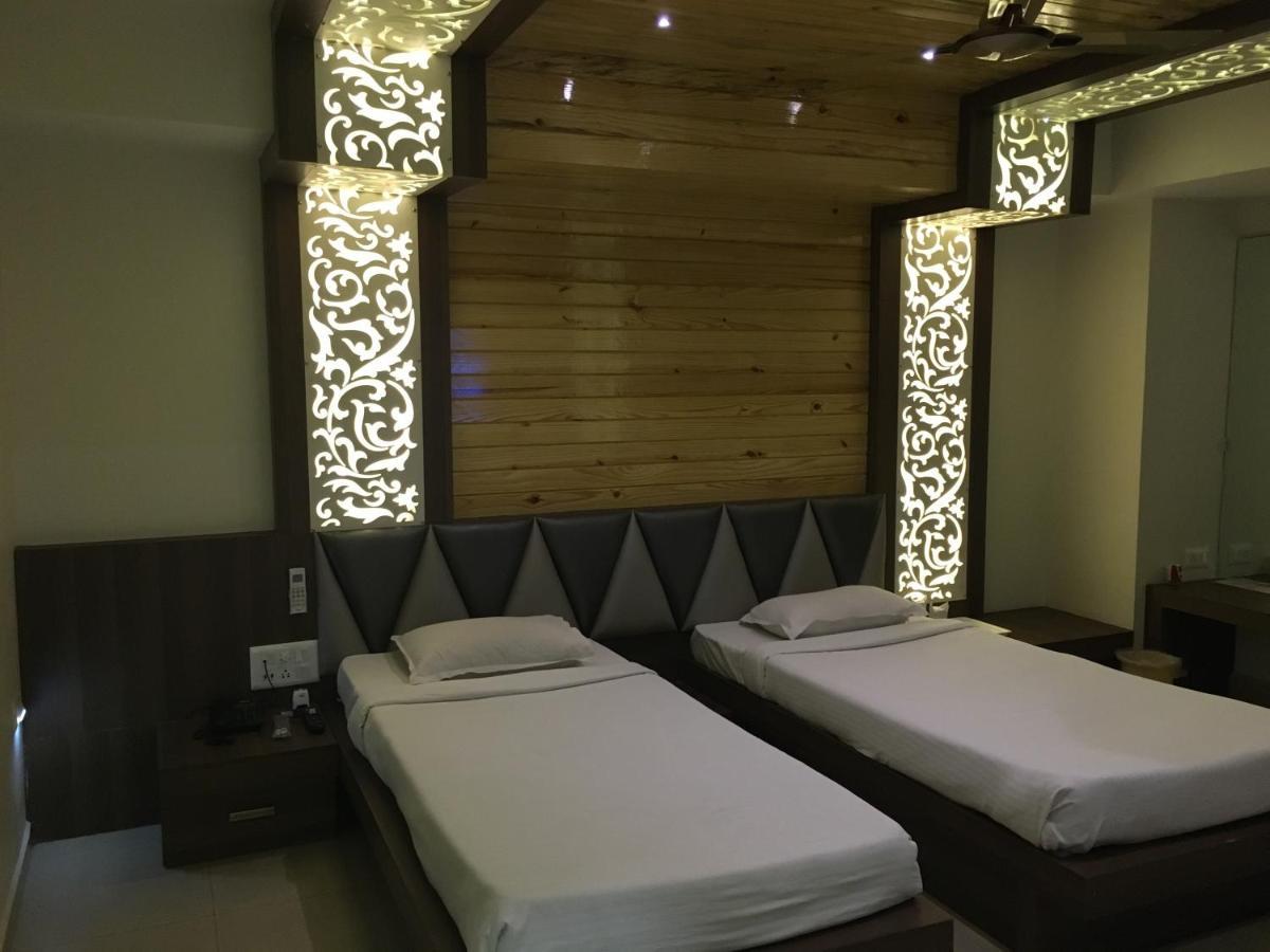 Hotel Grand Arjun Rāipur Eksteriør bilde