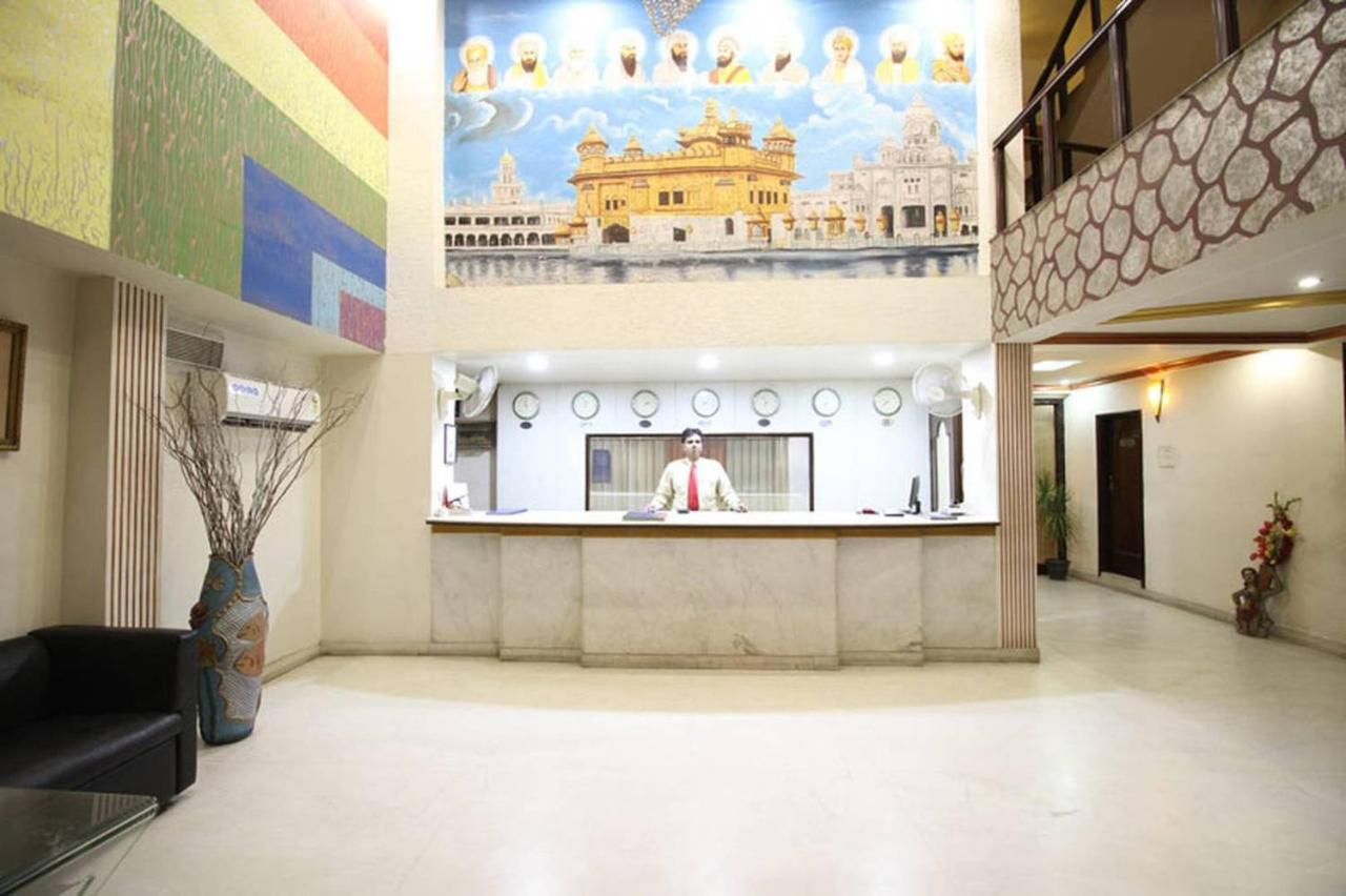 Hotel Grand Arjun Rāipur Eksteriør bilde