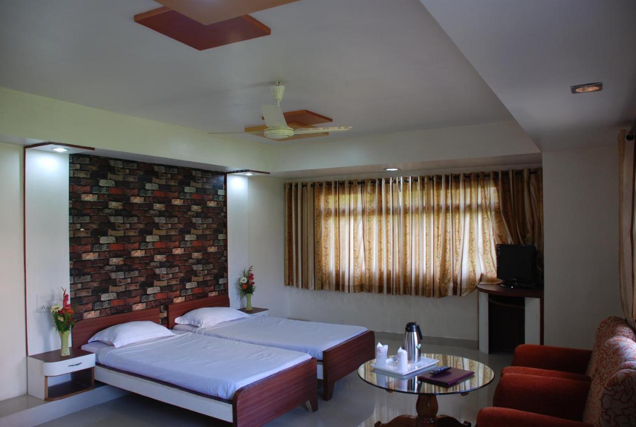 Hotel Grand Arjun Rāipur Eksteriør bilde